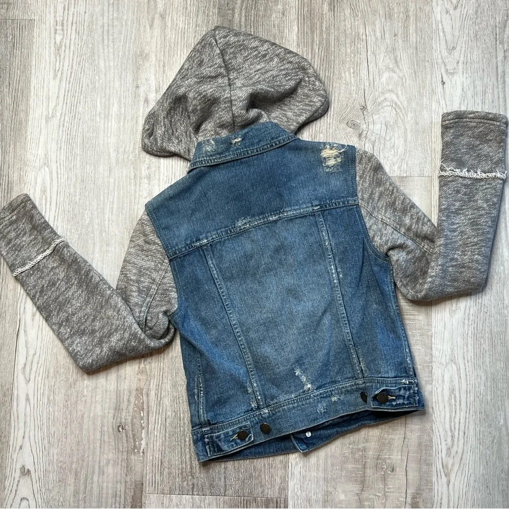Free People Hooded Denim Jacket Size XS Cotton Distressed Removable Hood - Picture 8 of 13